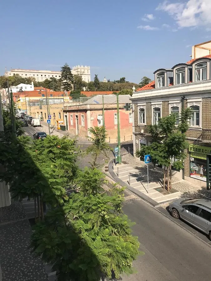 Excellent 2 Bedroom Apartment In Lisbon Portugal