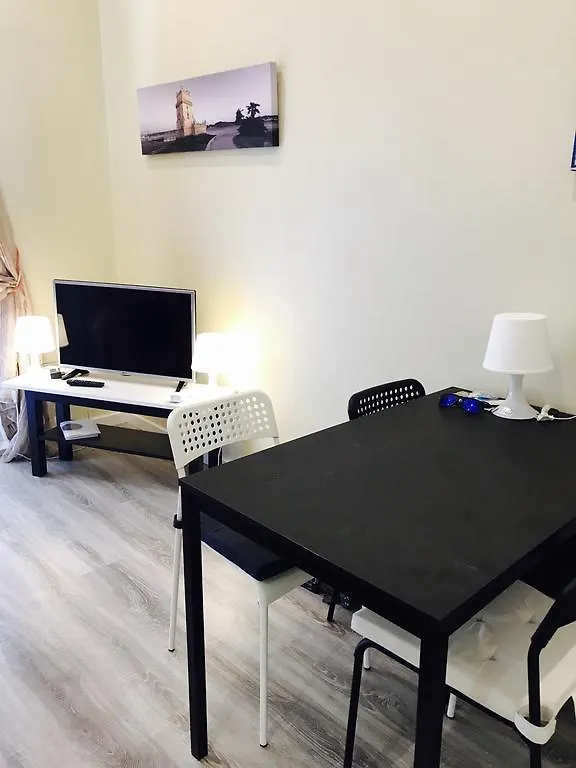 Excellent 2 Bedroom Apartment In Lisbon