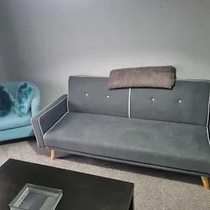 Comfy 1st Floor Flat, Sleeps 4 Apartment London